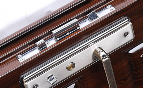 东港24小时上门开锁公司